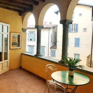 terrazza-tassis-charme-e-relax.italymilanhotels.net/